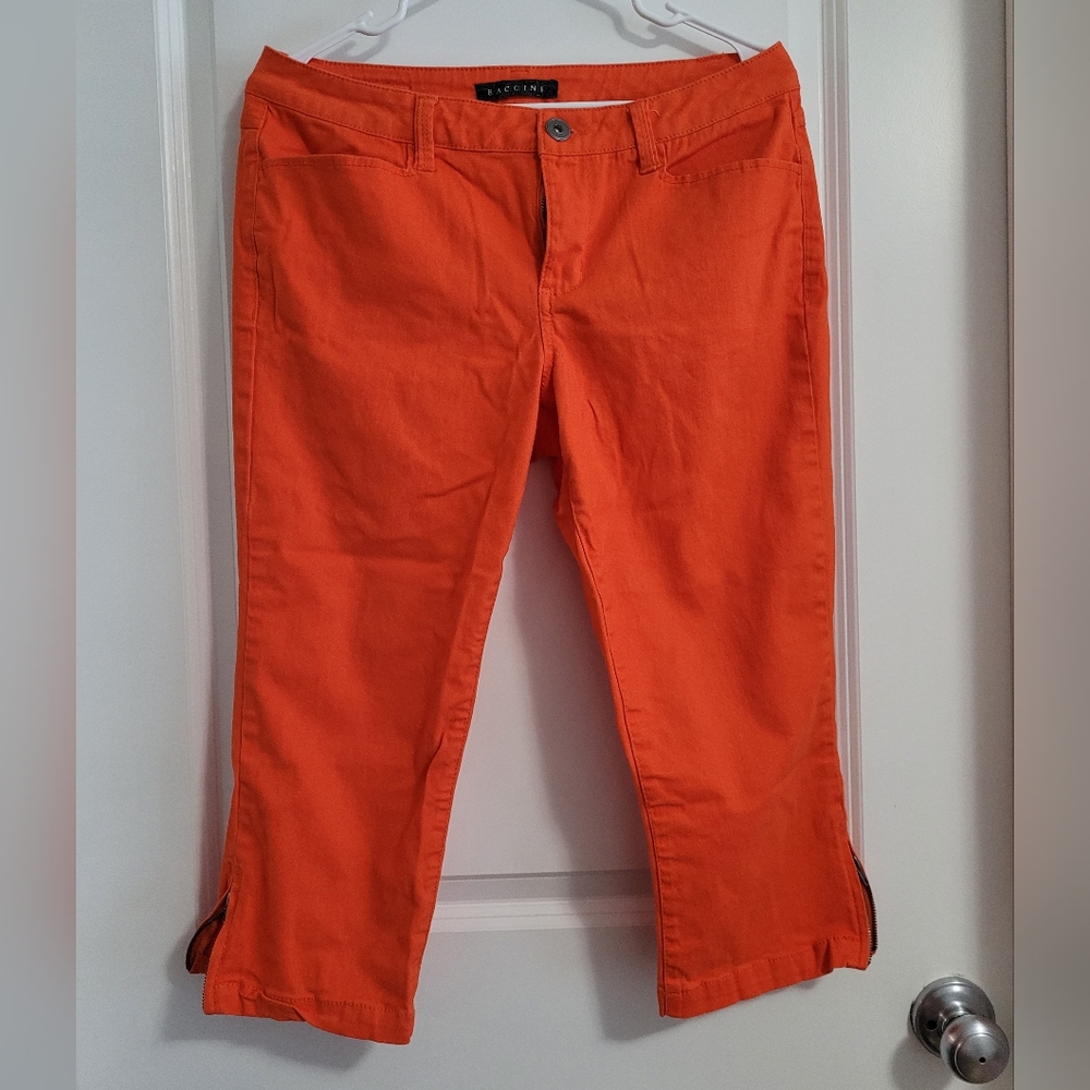 Baccini Capri size 10 in Coral Red